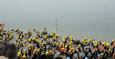 Eisschwimmen große Gruppe